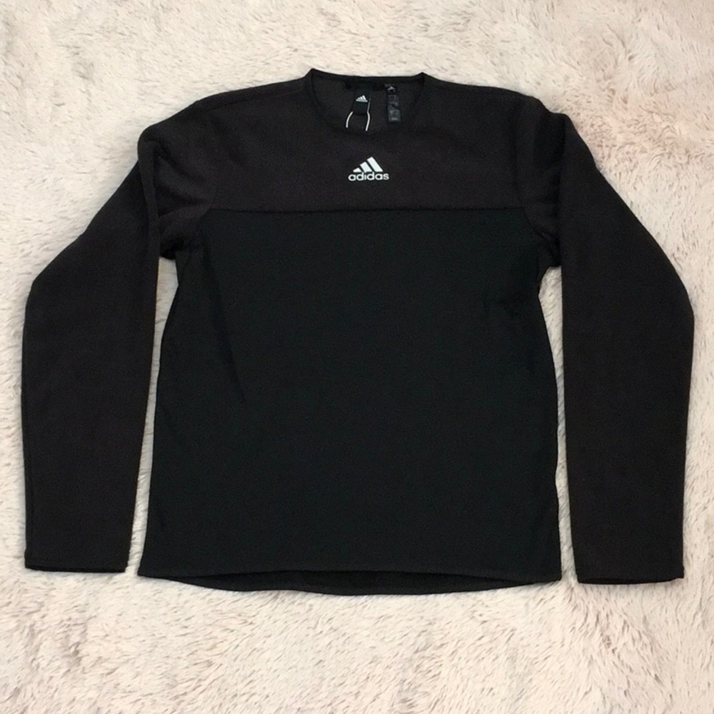 Adidas ‘DX9317’ Team Issue Crew Sweatshirt.
